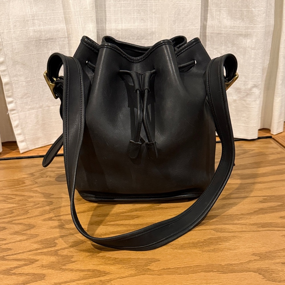 Classic Coach Lula’s Legacy Black Leather Drawstring Bucket Bag